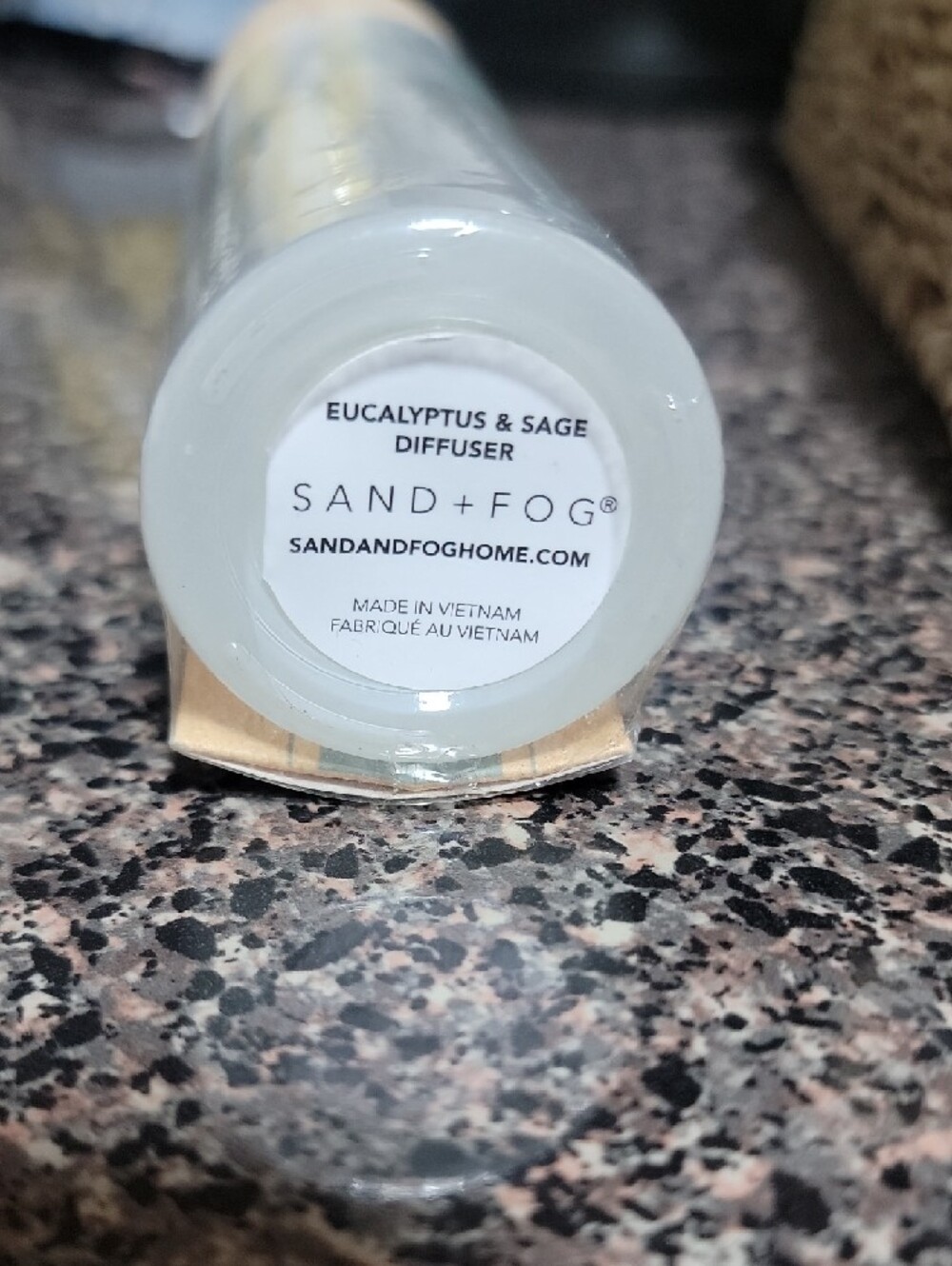 Sand + Fog Diffuser Reed Sticks Eucalyptus & Sage - Picture 2 of 4